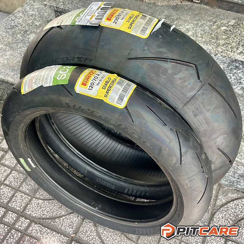 lop-pirelli-diablo-supercorsa-v4-1