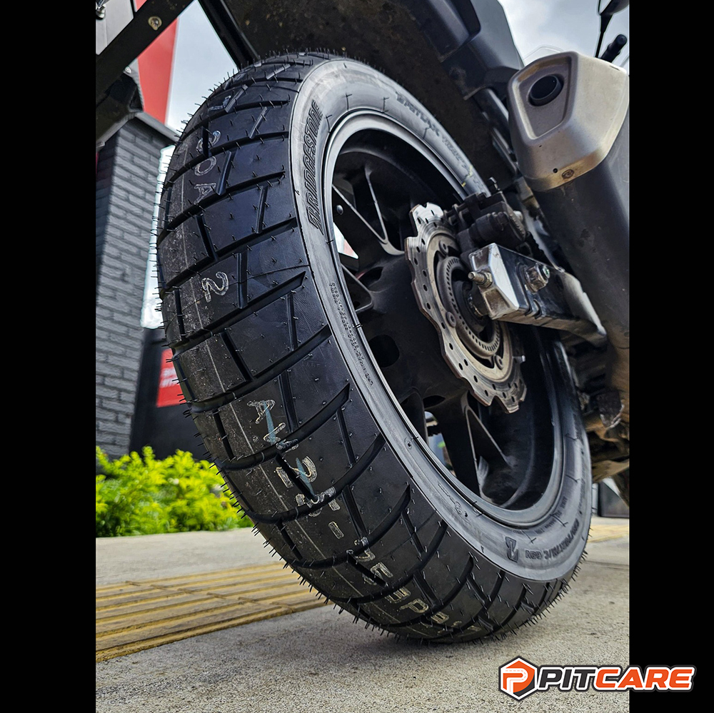 rear wheel brigestone adventure trail at41